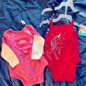 Bundle of three onesies